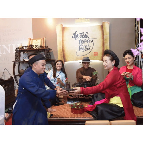 Đến để nhớ thương